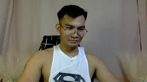 Snapshot of 000batman000 chatting on 14, 12, 2024 Bruce online show from 14, 12, 2024