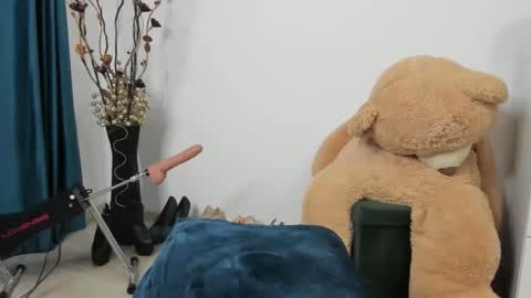 00ingrid00 online show from 9, 2, 2026