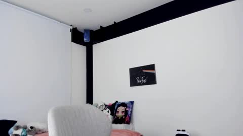 Snapshot of 0amy1 chatting on 14, 11, 2025 amy online show from 14, 11, 2025