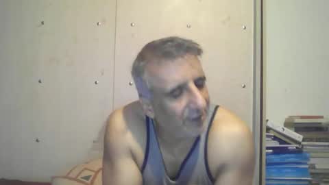 Snapshot of 0luvmonkey chatting on 20, 12, 2025 0luvmonkey online show from 20, 12, 2025