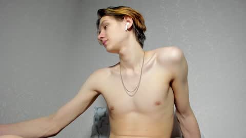 Adam online show from 24, 1, 2025