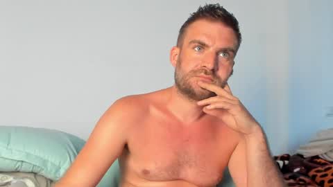 Snapshot of 10in_deluxe chatting on 9, 6, 2026 10in_deluxe online show from 9, 6, 2026