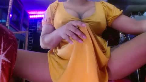  i am trixie im Your Selfsucking Mistress  online show from 27, 10, 2025