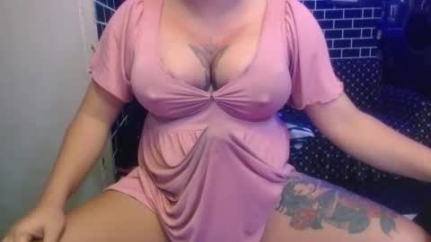  i am trixie im Your Selfsucking Mistress  online show from 7, 1, 2026