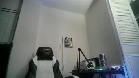 Snapshot of 11inchtattedtrinibad chatting on 26, 10, 2025 11inchtattedtrinibad online show from 26, 10, 2025