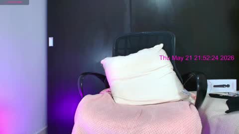 kim 04suarez online show from 22, 5, 2026