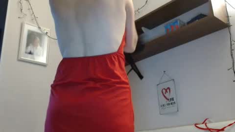 12ennie online show from 5, 11, 2025