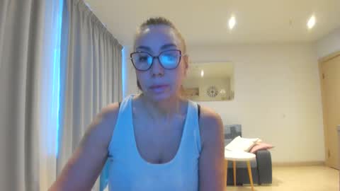 Snapshot of 14risha chatting on 2, 2, 2026 14risha online show from 2, 2, 2026