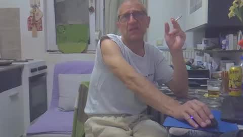 Snapshot of 1973man chatting on 30, 5, 2026 1973man online show from 30, 5, 2026