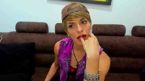 anonymous model online show from 22, 11, 2025