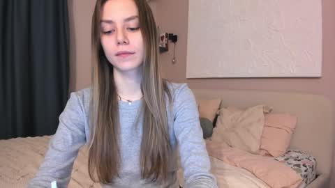 Lily 3 online show from 7, 12, 2024