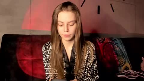 Lily 3 online show from 18, 2, 2025