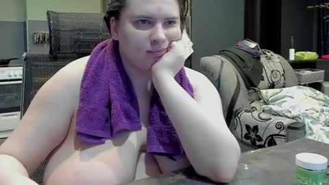 1LINDSEY1 online show from 27, 2, 2025