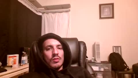 Snapshot of 1luv2cum chatting on 26, 4, 2026 sabotagegoat online show from 26, 4, 2026