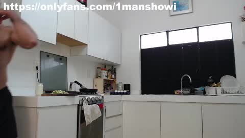 1manshow11 online show from 14, 1, 2025