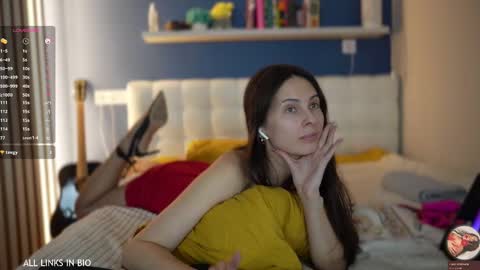 Marie online show from 12, 3, 2025