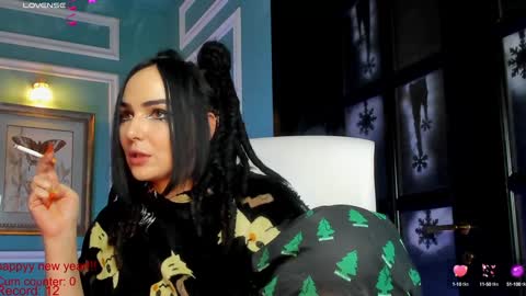 Moona  online show from 31, 12, 2024