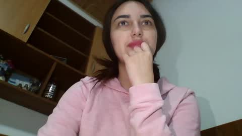 Snapshot of 20_ivy chatting on 8, 4, 2026 20 ivyy online show from 8, 4, 2026