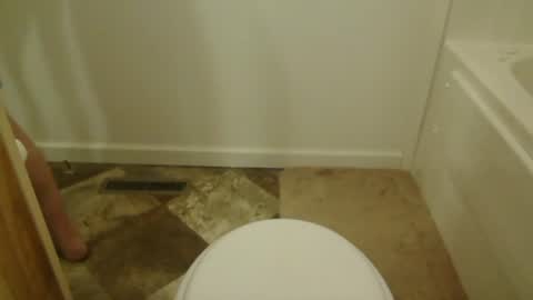 Snapshot of 20acresbub chatting on 5, 1, 2025 20acresbub online show from 5, 1, 2025