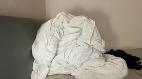 21boybifun online show from 16, 4, 2026