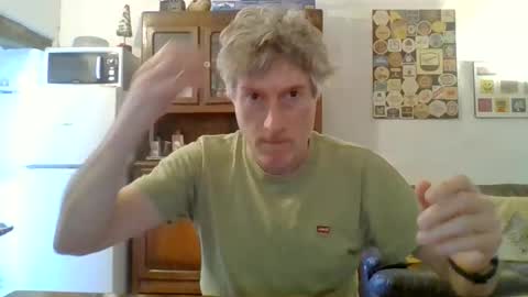 Snapshot of 22esserre chatting on 5, 6, 2026 22esserre online show from 5, 6, 2026
