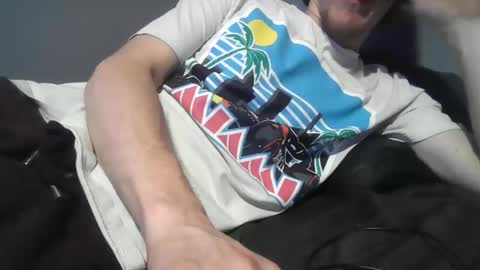 Snapshot of 2big2hype chatting on 12, 4, 2026 cheif online show from 12, 4, 2026