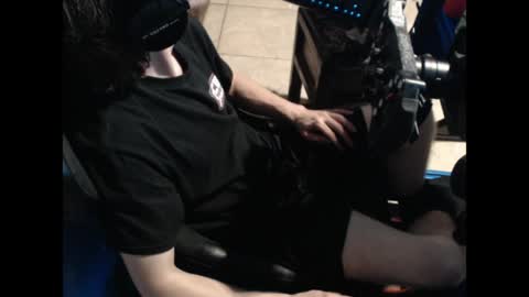 Snapshot of 2big2hype chatting on 28, 5, 2026 cheif online show from 28, 5, 2026