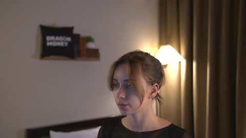 Elley  online show from 16, 2, 2026