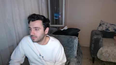 Snapshot of 2handsomeman chatting on 24, 4, 2026 Berk online show from 24, 4, 2026