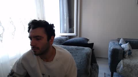 Snapshot of 2handsomeman chatting on 24, 4, 2026 Berk online show from 24, 4, 2026
