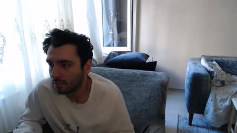 Snapshot of 2handsomeman chatting on 25, 4, 2026 Berk online show from 25, 4, 2026