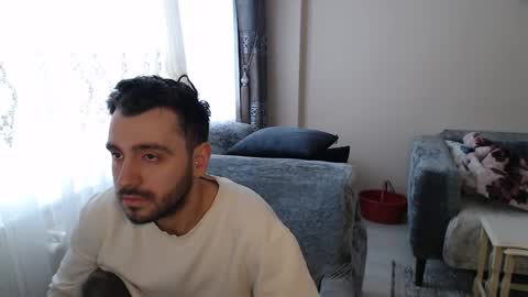 Snapshot of 2handsomeman chatting on 1, 5, 2026 Berk online show from 1, 5, 2026