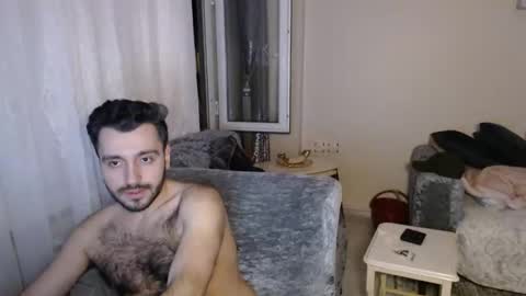 Snapshot of 2handsomeman chatting on 6, 5, 2026 Berk online show from 6, 5, 2026