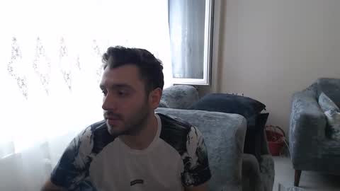 Snapshot of 2handsomeman chatting on 14, 5, 2026 Berk online show from 14, 5, 2026