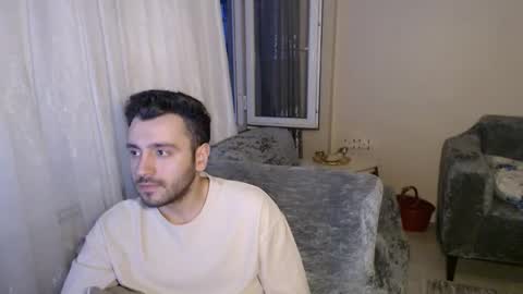 Snapshot of 2handsomeman chatting on 15, 5, 2026 Berk online show from 15, 5, 2026
