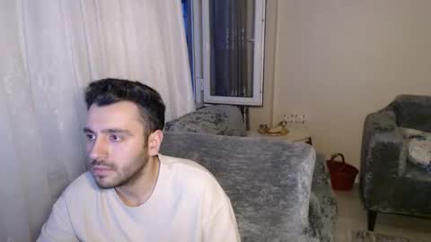 Snapshot of 2handsomeman chatting on 15, 5, 2026 Berk online show from 15, 5, 2026