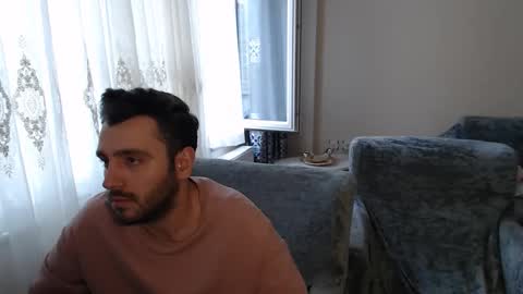 Snapshot of 2handsomeman chatting on 19, 5, 2026 Berk online show from 19, 5, 2026