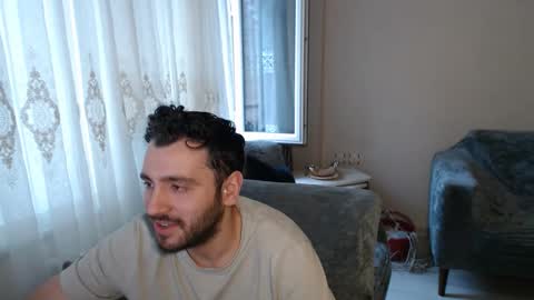 Snapshot of 2handsomeman chatting on 22, 5, 2026 Berk online show from 22, 5, 2026