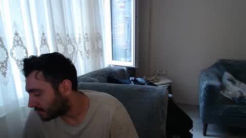 Snapshot of 2handsomeman chatting on 22, 5, 2026 Berk online show from 22, 5, 2026