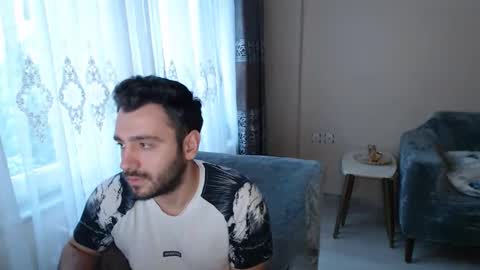 Snapshot of 2handsomeman chatting on 23, 5, 2026 Berk online show from 23, 5, 2026