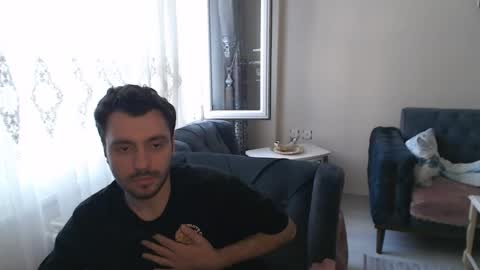 Snapshot of 2handsomeman chatting on 1, 6, 2026 Berk online show from 1, 6, 2026