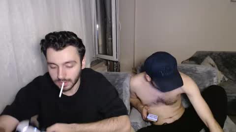 Snapshot of 2handsomeman chatting on 7, 6, 2026 Berk online show from 7, 6, 2026