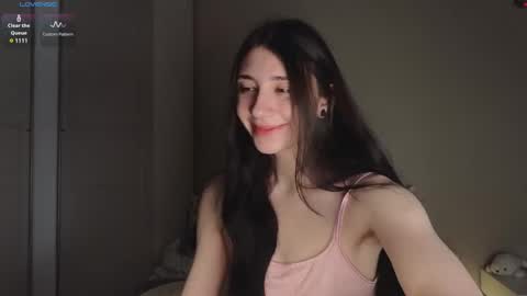 Snapshot of 2insensitive chatting on 1, 3, 2025 Lina free control in pvt online show from 1, 3, 2025