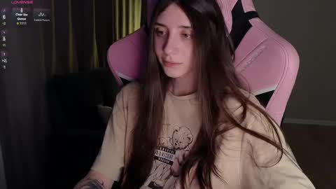 Lina       free control in pvt online show from 1, 4, 2026