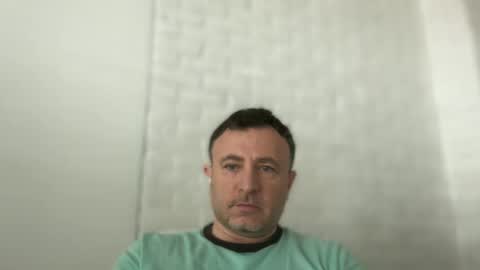 Snapshot of 2nice4yo chatting on 22, 11, 2025 Adam online show from 22, 11, 2025