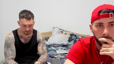 2sexymuscles online show from 7, 4, 2026