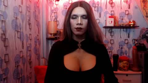 Snapshot of 30cmfullyloadedcum chatting on 22, 6, 2026 Julia G online show from 22, 6, 2026