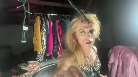 3jackieeikcaj3 online show from 15, 3, 2026