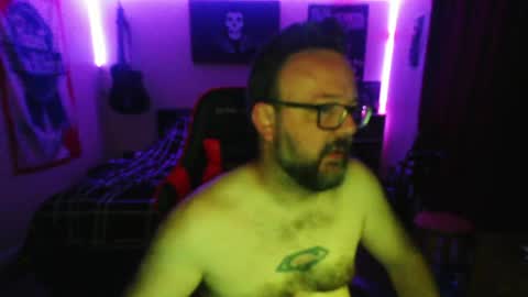 Snapshot of 3ndlessmike chatting on 19, 5, 2026 3ndlessmike online show from 19, 5, 2026