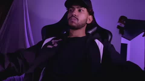 E V I L online show from 23, 11, 2025